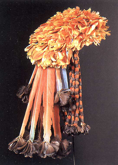 Federhaube der Munduruc&uacute;-Indianer vom Rio Tapaj&oacute;s, Ethnologisches Museum Berlin.